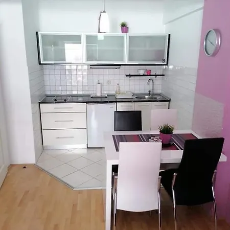 Apartment Nela *