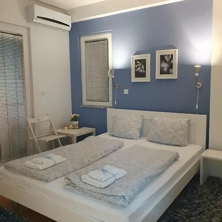 Apartment Nela *